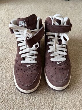 Nike Air Force 1 High Suede Sneakers - Brown & White